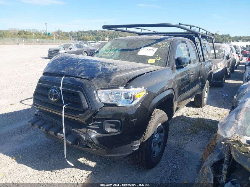 2023 Toyota Tacoma Sr V6, Right Front, IAAI, VIN 3TYRZ5CNXPT037652 — photo 2