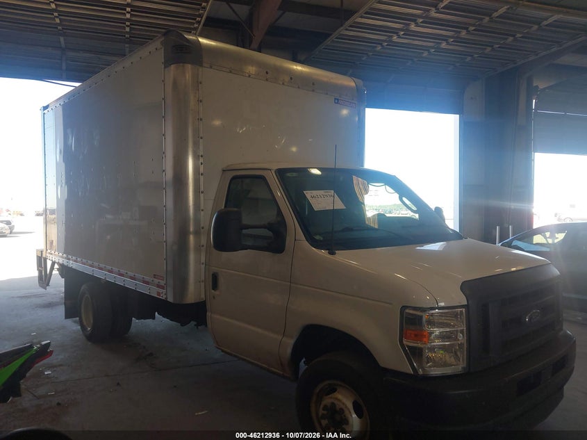 2024 FORD E-350 CUTAWAY