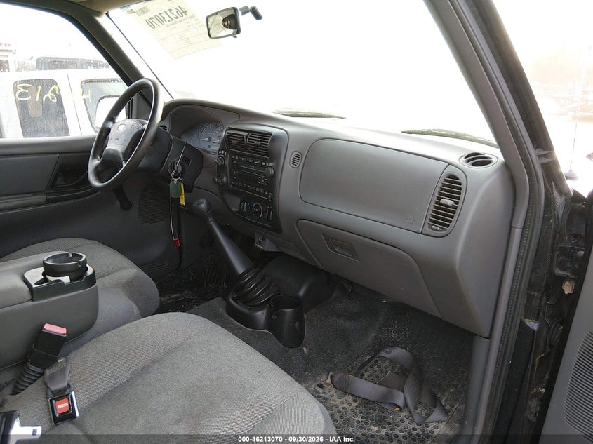 FORD RANGER 2002 VIN 1FTYR11U92PB01841