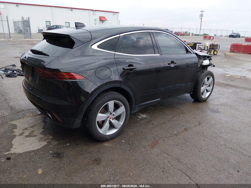 JAGUAR E-PACE - zdjęcie 4