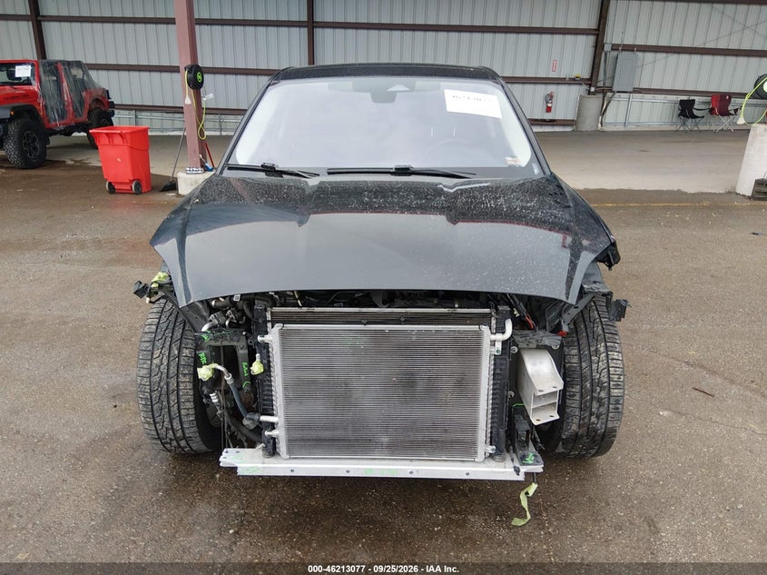 JAGUAR E-PACE - zdjęcie 6