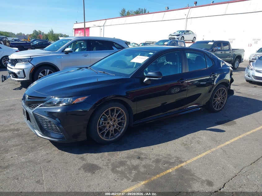 Vin: 4t1t11bk2ru122259, lot: 46713059, toyota camry se nightshade 20242
