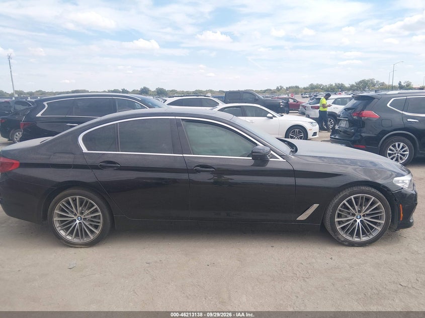 2019 BMW 530I · Photo 13