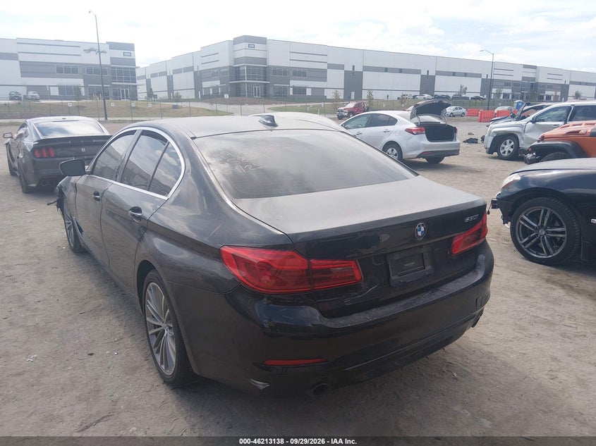 2019 BMW 530I · Photo 3