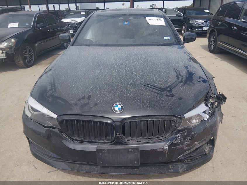 2019 BMW 530I · Photo 6