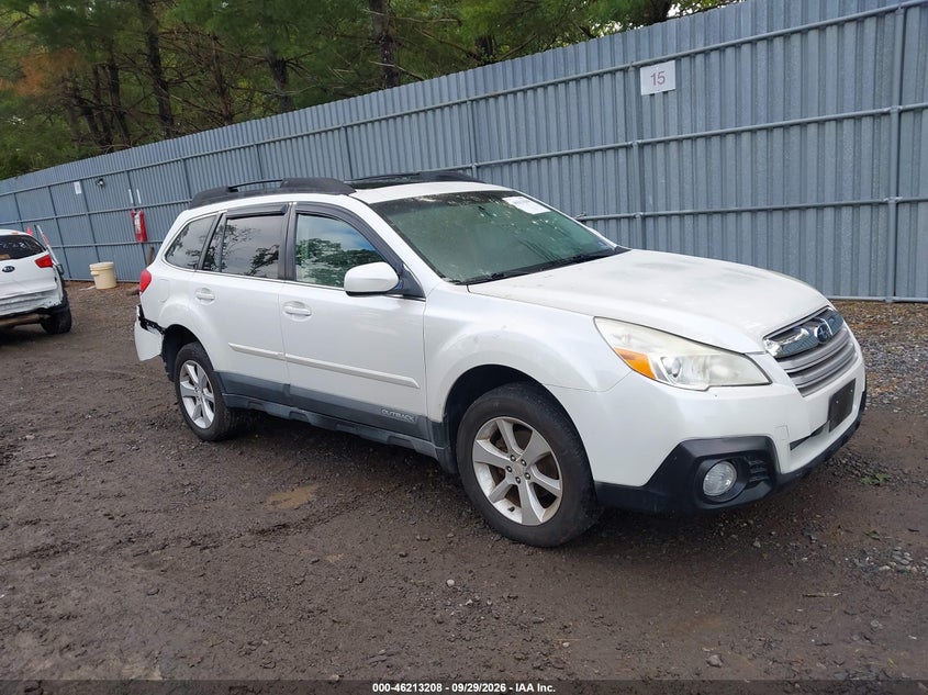 Vin: 4s4brbfc7e3228400, lot: 46713131, subaru outback 2.5i premium 2014 img_1