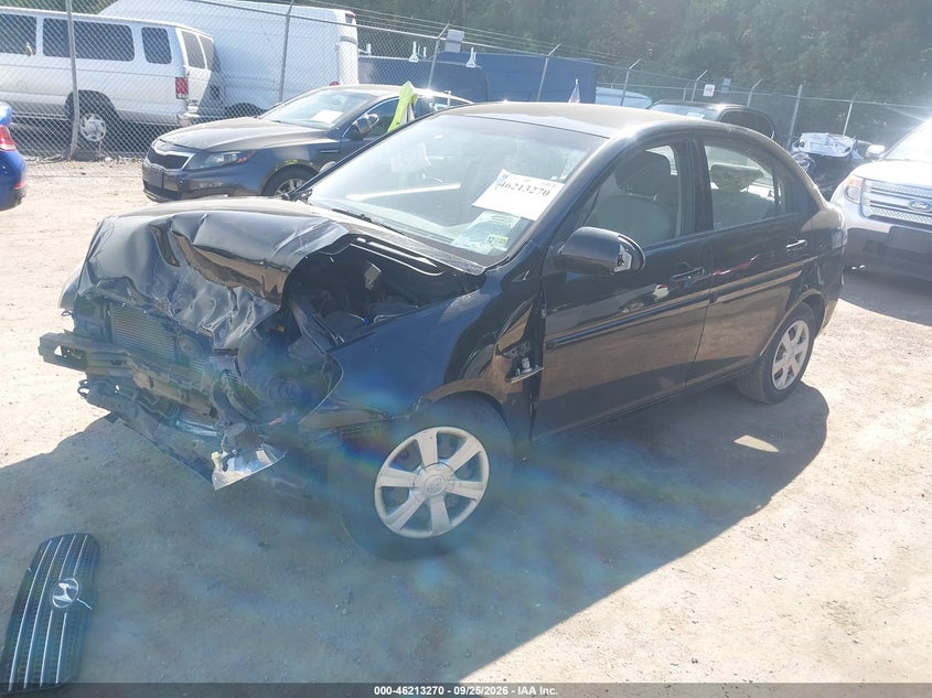 2007 Hyundai Accent, Front End, IAAI, VIN KMHCN46C47U165796 — photo 2