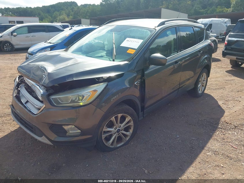 2017 Ford Escape, Удар спереди, IAAI, VIN 1FMCU0GD5HUD81581 — фото 2