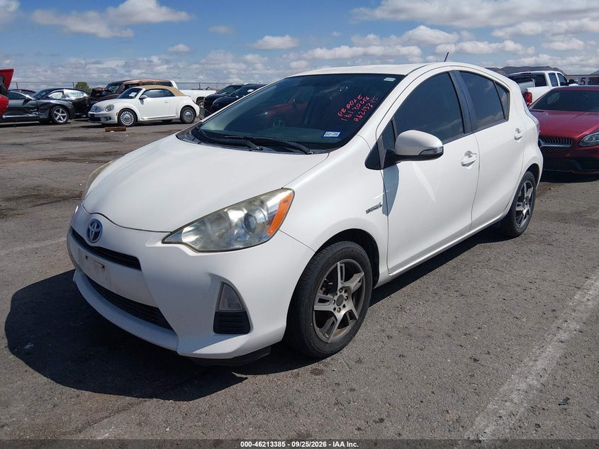 Vin: jtdkdtb39e1074735, lot: 46713308, toyota prius c one 20142