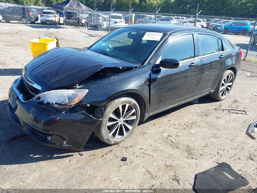 Vin: 1c3ccbcg3dn728661, lot: 46713444, chrysler 200 limited 20132