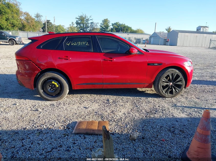JAGUAR F-PACE - zdjęcie 13