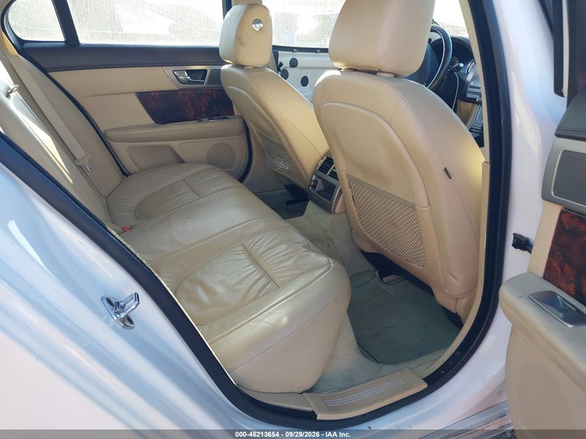 JAGUAR XF 2011 VIN SAJWA0FB9BLS12303
