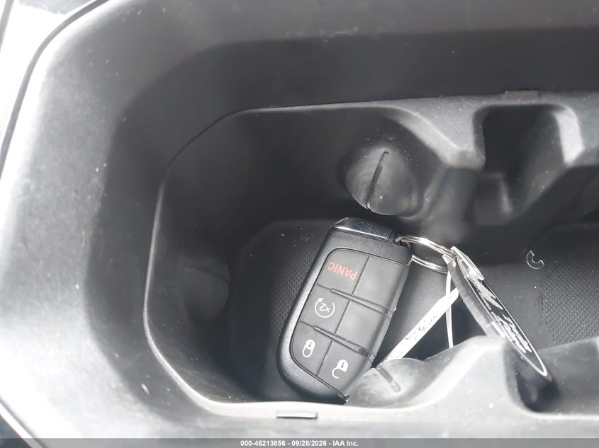 2025 JEEP COMPASS LIMITED 4X4 · Фото 11
