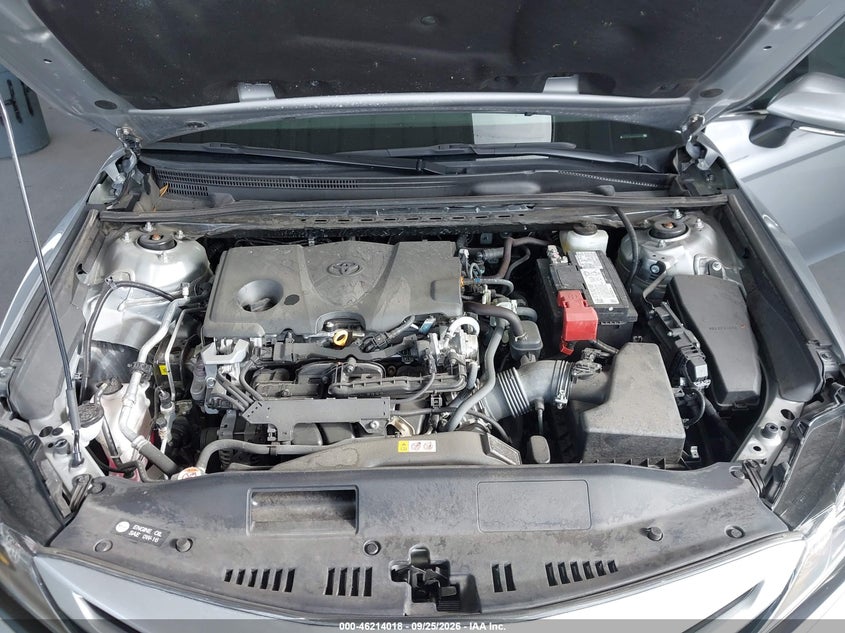 TOYOTA CAMRY - zdjęcie 10