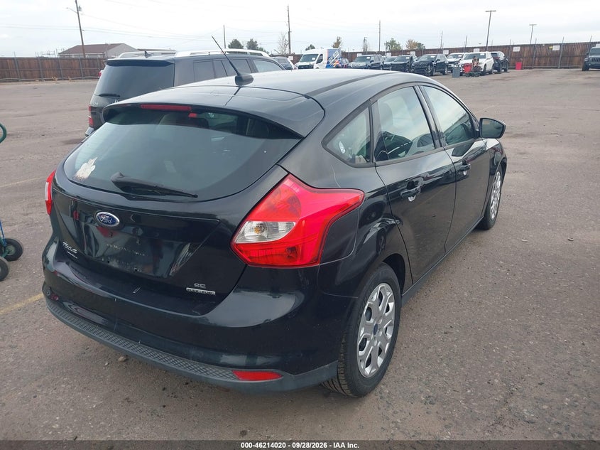 Vin: 1fahp3k24cl415250, lot: 46713943, ford focus se 20124