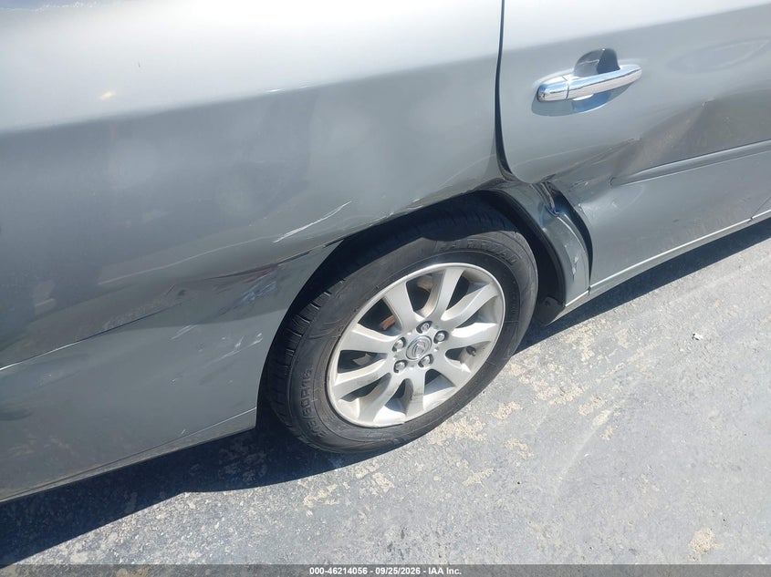 LEXUS ES 300 2003 VIN JTHBF30G836008806