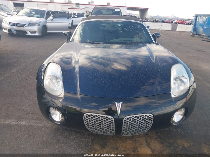 2008 PONTIAC SOLSTICE · Photo 12