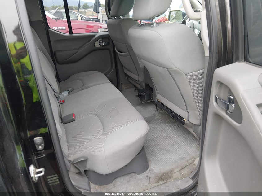 2018 NISSAN FRONTIER SV · Фото 8