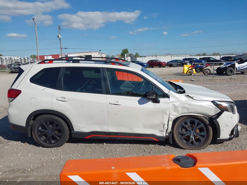 2023 SUBARU FORESTER SPORT · Фото 13