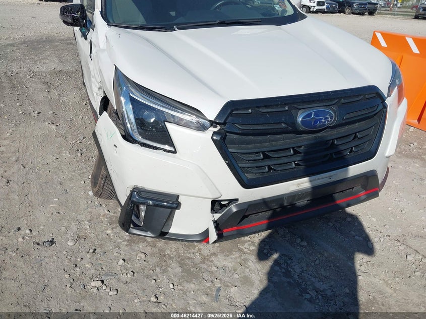 2023 SUBARU FORESTER SPORT · Фото 17