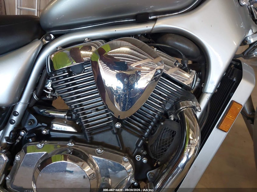 SUZUKI VS800 2008