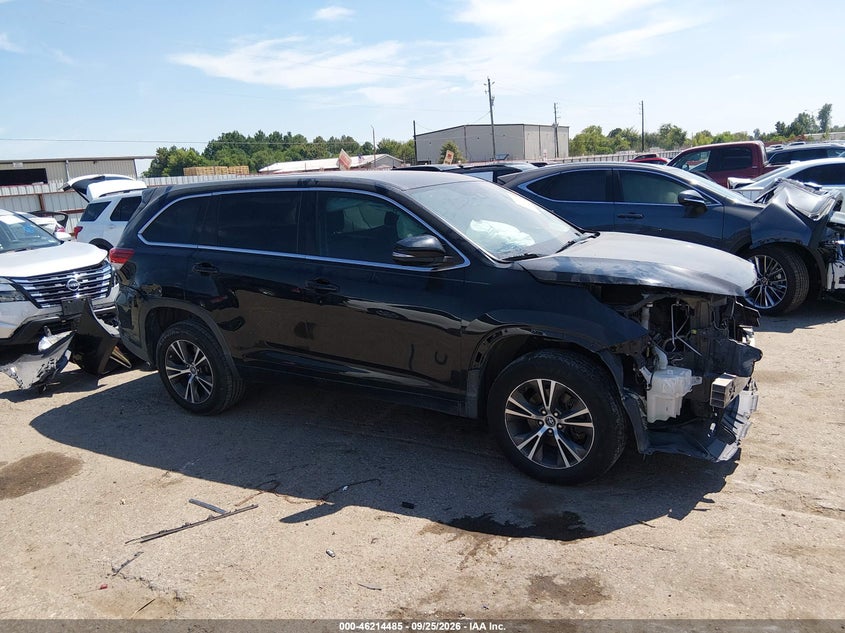 TOYOTA HIGHLANDER - zdjęcie 14