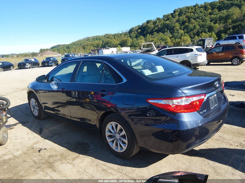 TOYOTA CAMRY - zdjęcie 3