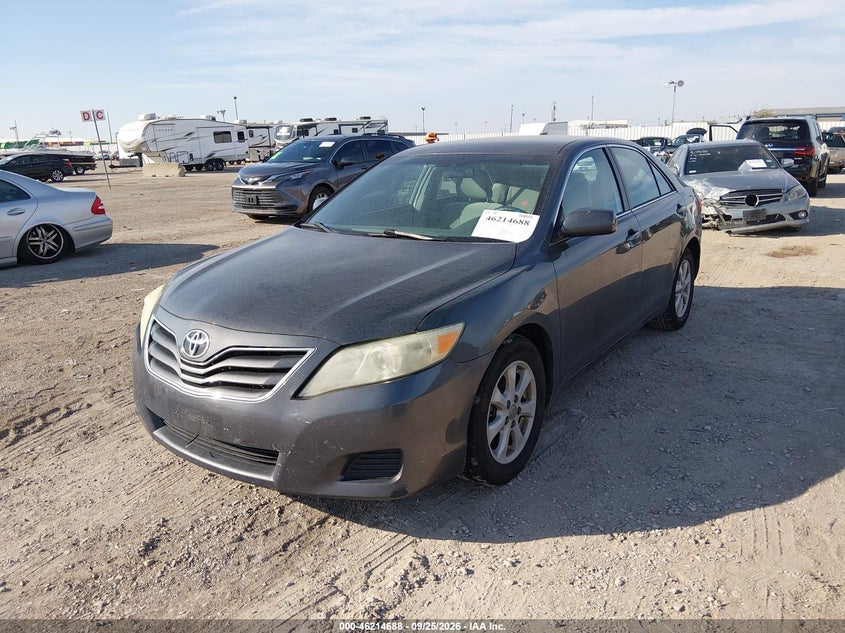 2010 Toyota Camry, Звичайний знос, IAAI, VIN 4T4BF3EK2AR072008 — фото 2