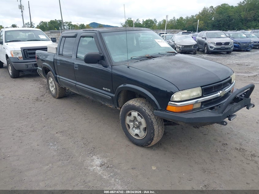 2002 Chevrolet S-10 Ls, Wear, IAAI, VIN 1GCDT13W72K185332