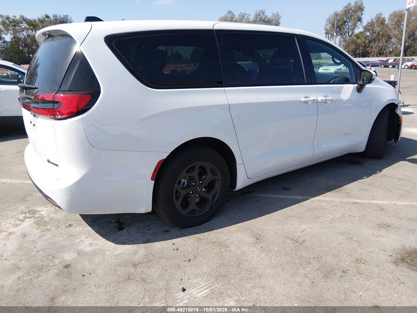 Vin: 2c4rc1l79pr618608, lot: 46714939, chrysler pacifica hybrid touring l 20234
