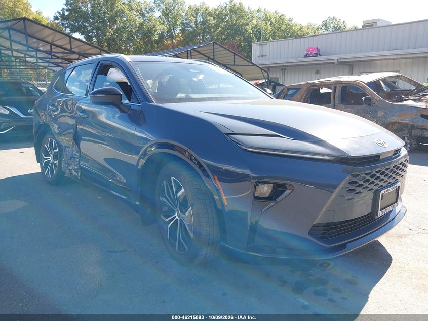 2026 TOYOTA CROWN SIGNIA XLE