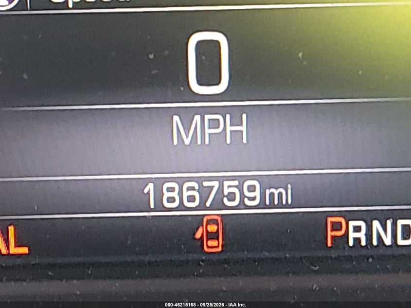 2016 GMC YUKON SLT · Фото 15