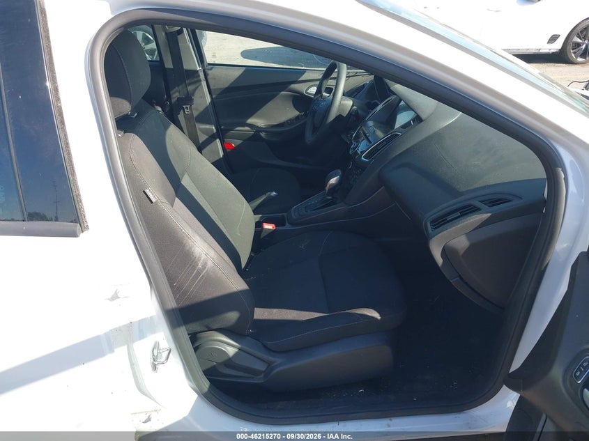 FORD FOCUS 2018 VIN 1FADP3M28JL241076