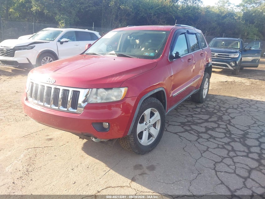 2011 Jeep Grand Cherokee Laredo, Left Side, IAAI, VIN 1J4RR4GG1BC541478 — photo 2