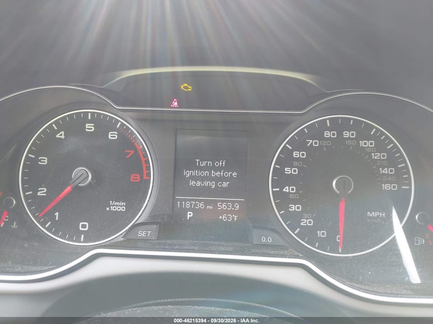 2013 AUDI A4 2.0T PREMIUM · Фото 7