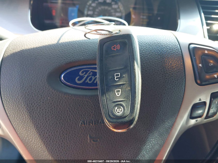 2013 FORD TAURUS SEL · Фото 11
