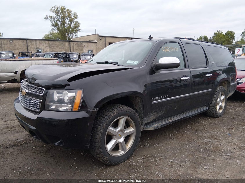 2011 Chevrolet Suburban 1500 Ltz, Front End, IAAI, VIN 1GNSKKE34BR198623 — photo 2