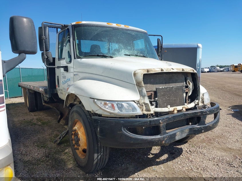 2011 INTERNATIONAL 4000 4300