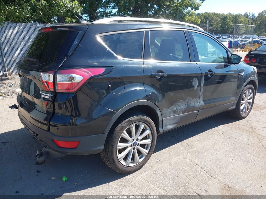 Vin: 1fmcu0jd5huc20074, lot: 46715581, ford escape titanium 20174