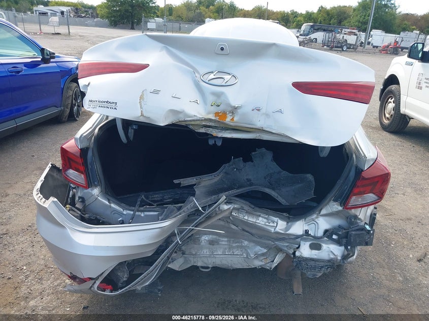 HYUNDAI ELANTRA 2019 VIN KMHD84LF6KU877536