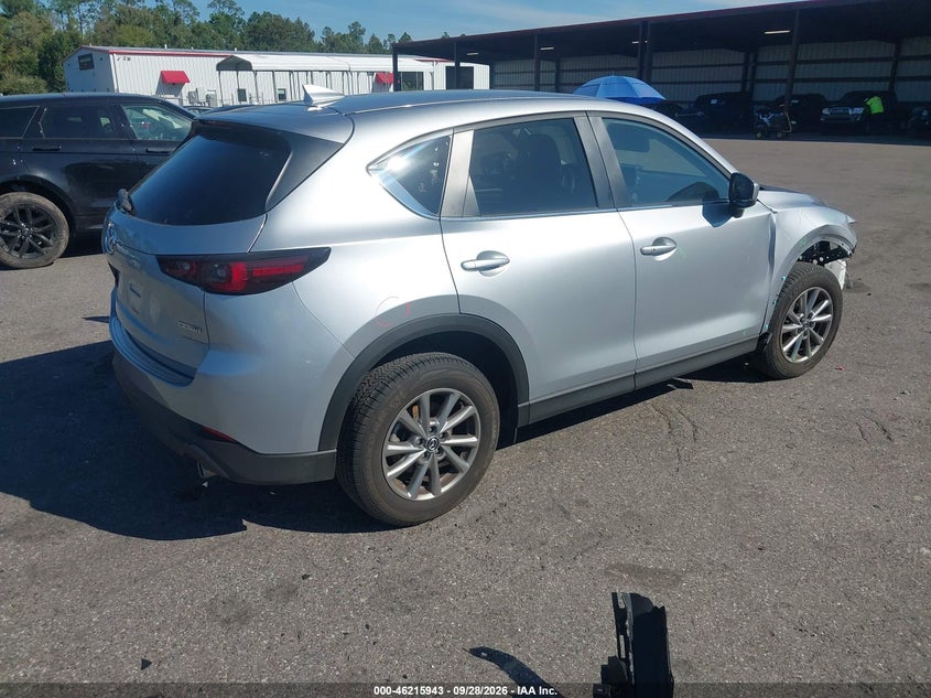 2022 MAZDA CX-5 2.5 S PREFERRED PACKAGE · Photo 4