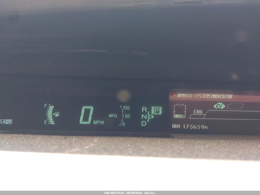 TOYOTA PRIUS - zdjęcie 7
