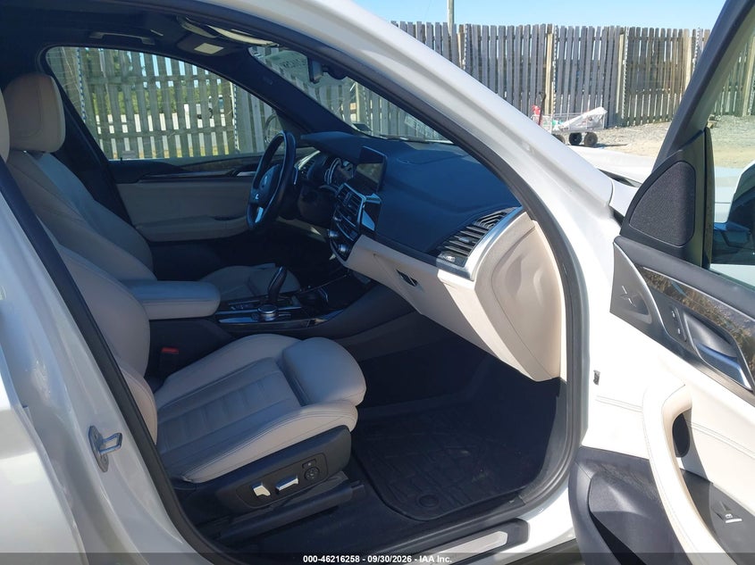 BMW X3 - zdjęcie 5
