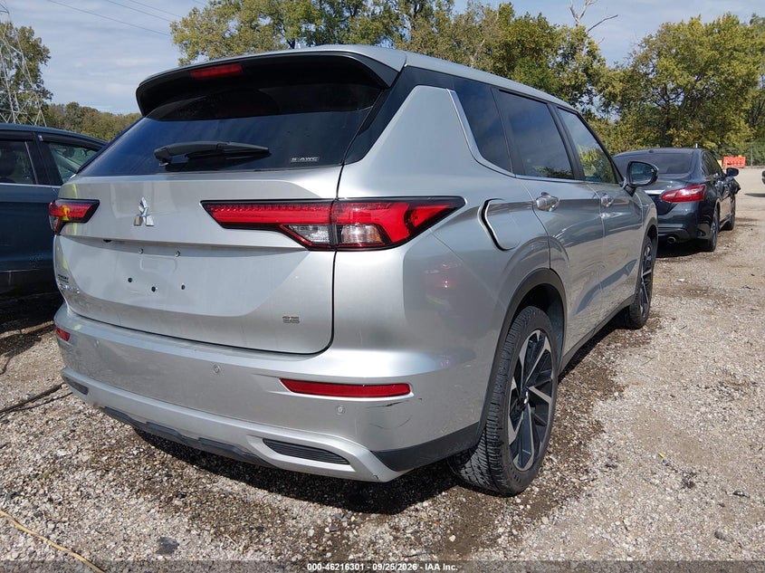Vin: ja4j4ua85nz043928, lot: 46716224, mitsubishi outlander black edition s-awc/se 2.5 s-awc/se launch edition s-awc 20224