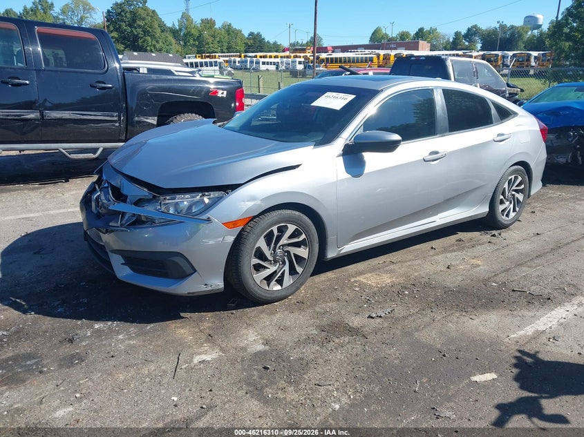 2018 HONDA CIVIC EX · Фото 2