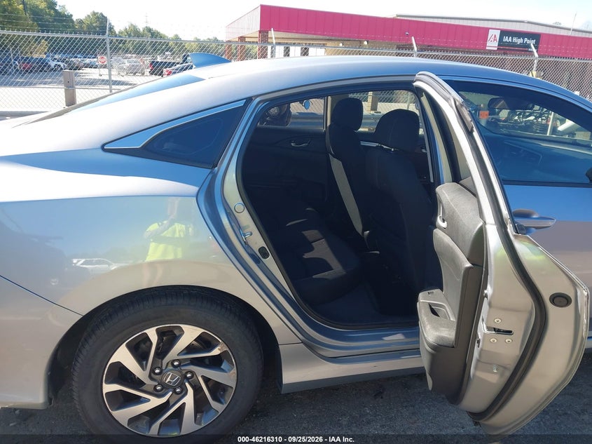 2018 HONDA CIVIC EX · Фото 8