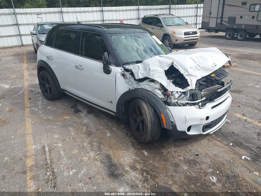 Vin: wmwzc5c52fwp47816, lot: 46716373, mini countryman cooper s 2015 img_1