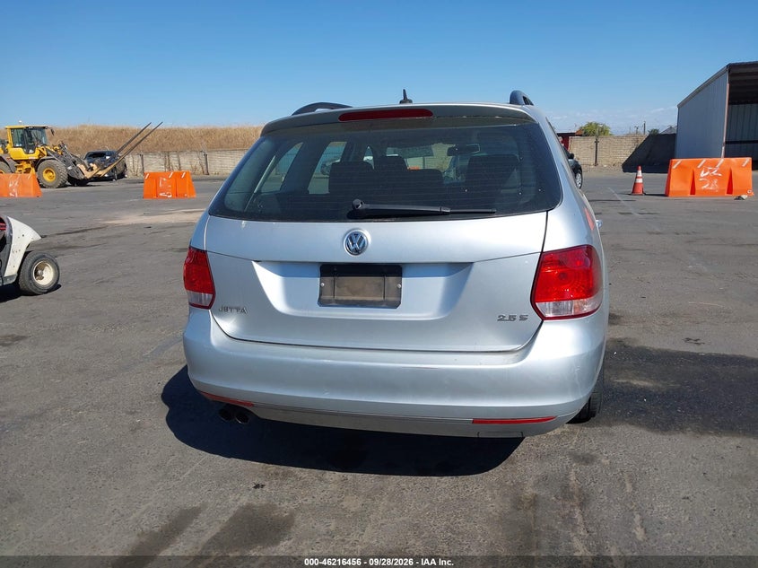 VOLKSWAGEN JETTA SPORTWAGEN 2014 VIN 3VWPP7AJ7EM609677