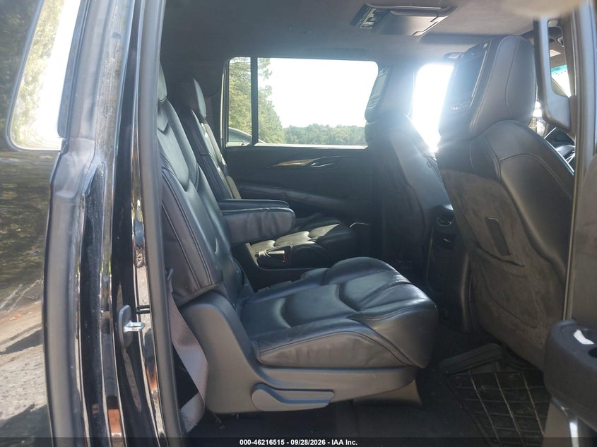 CADILLAC ESCALADE ESV - zdjęcie 8