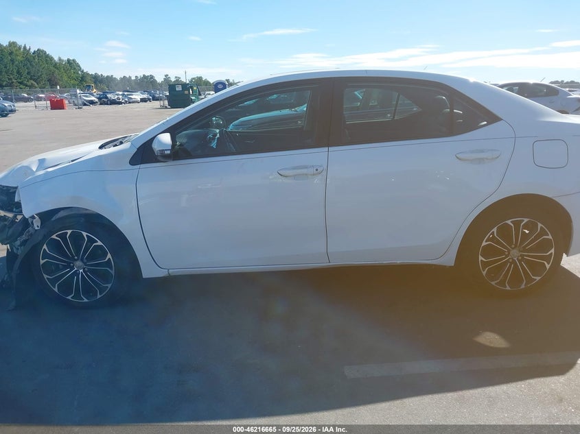 TOYOTA COROLLA - zdjęcie 14